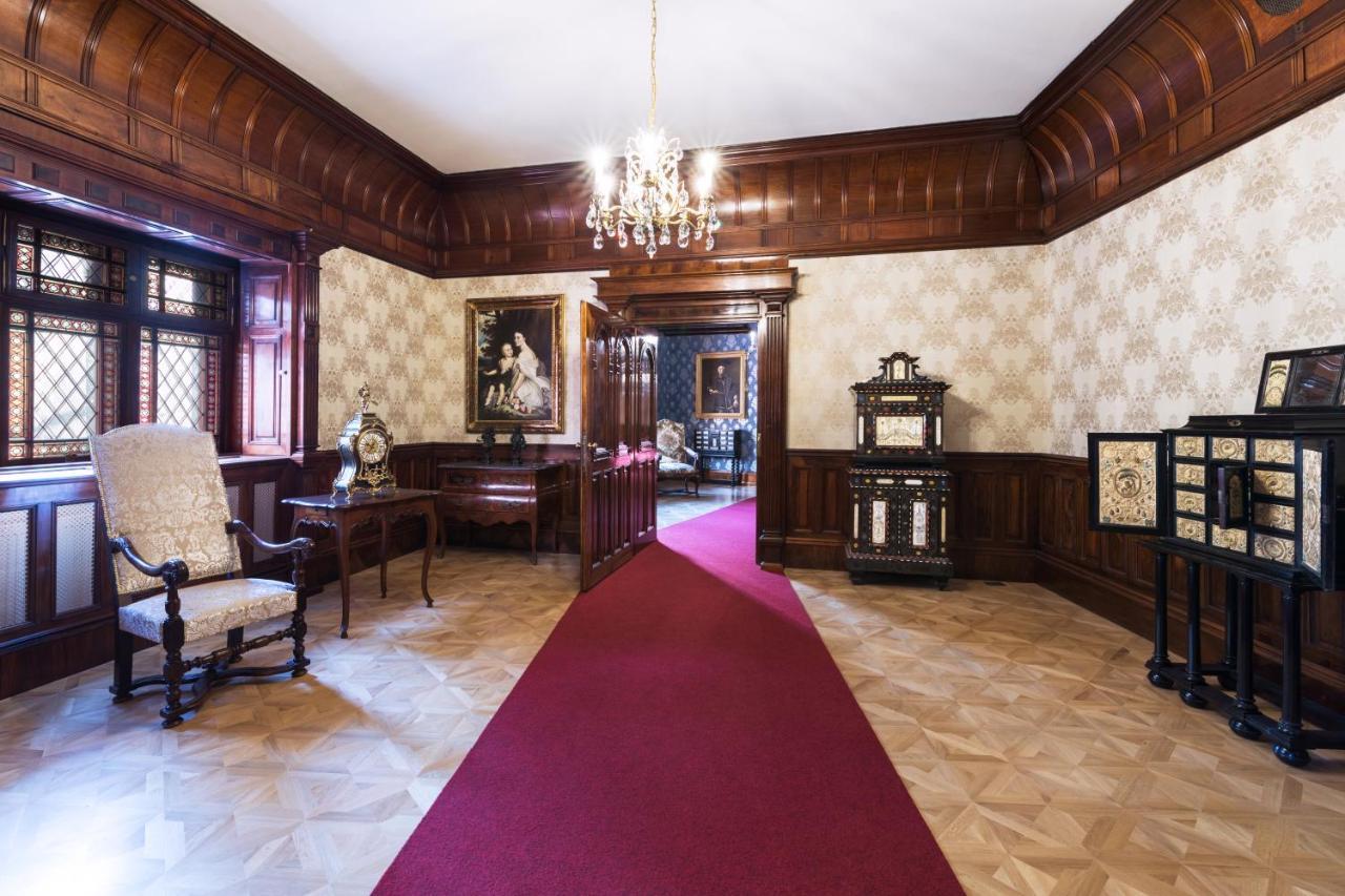 Palace Art Hotel פזינוק מראה חיצוני תמונה