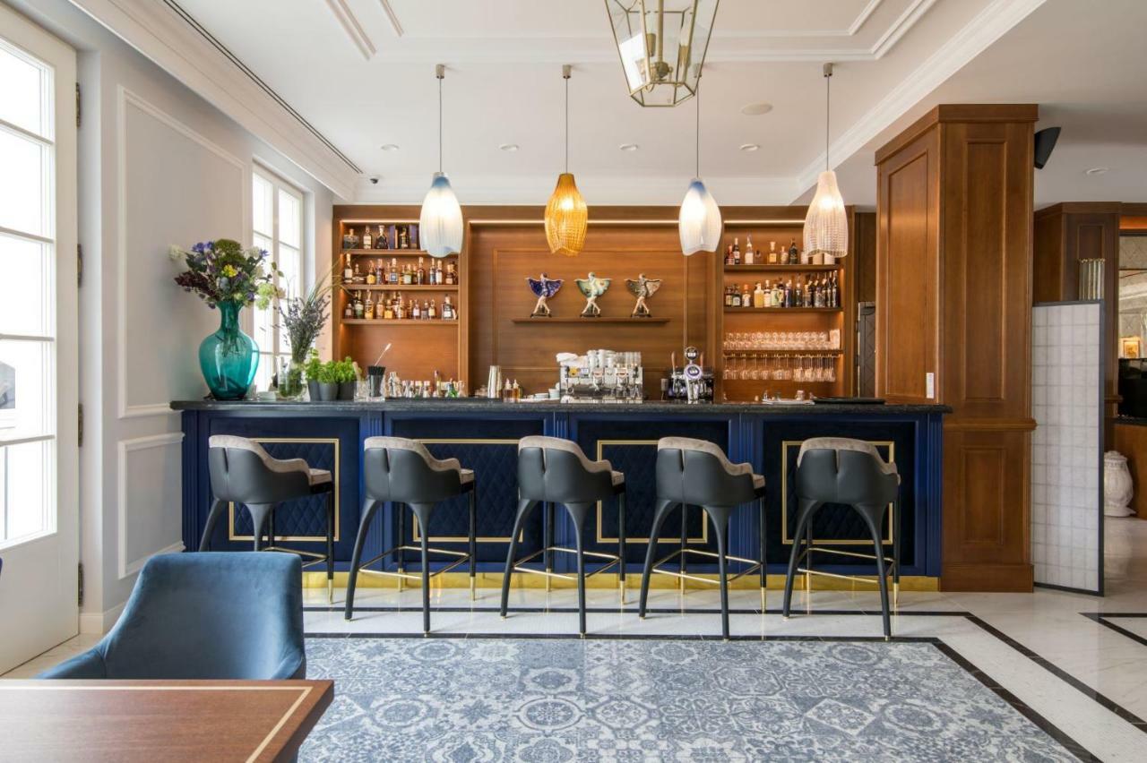 Palace Art Hotel פזינוק מראה חיצוני תמונה